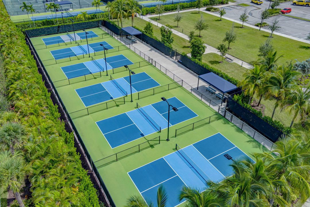 En Venta: $1,995,000 (6 camas, 3 baños, 3939 Pies cuadrados)