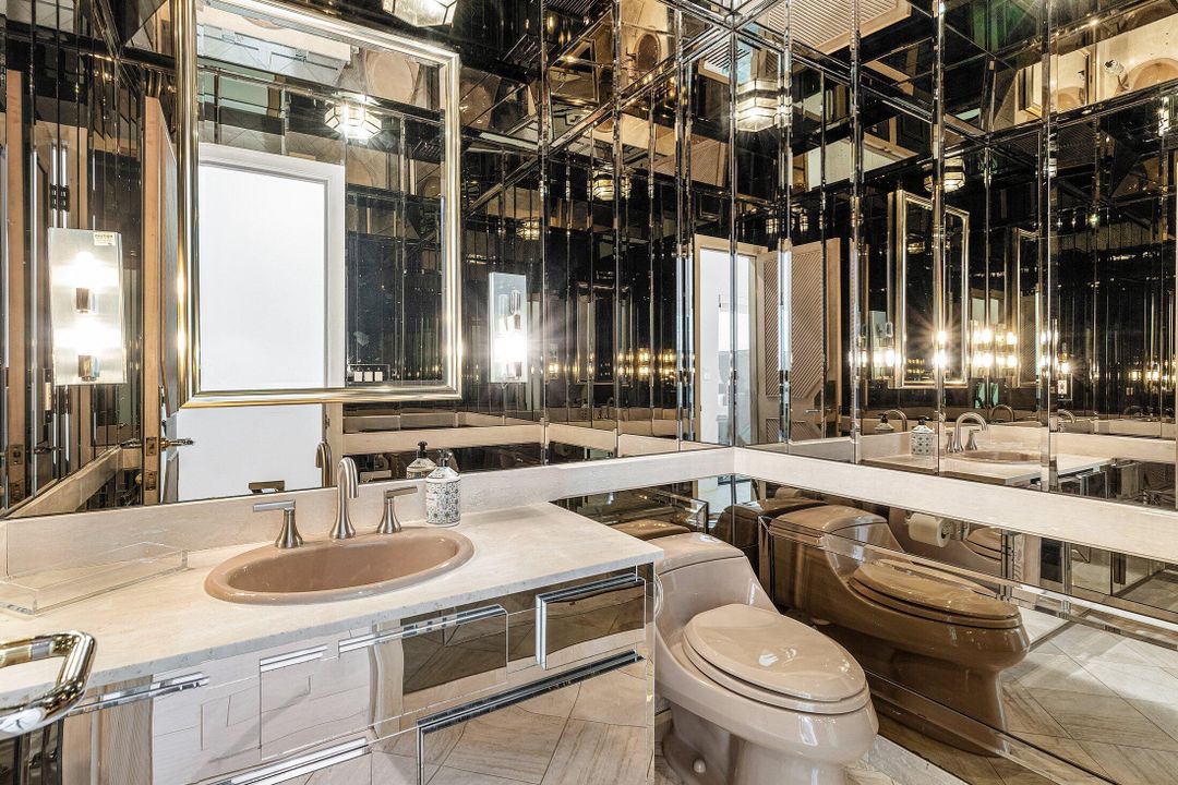 На продажу: $3,700,000 (4 спален, 5 ванн, 5011 Квадратных фут)