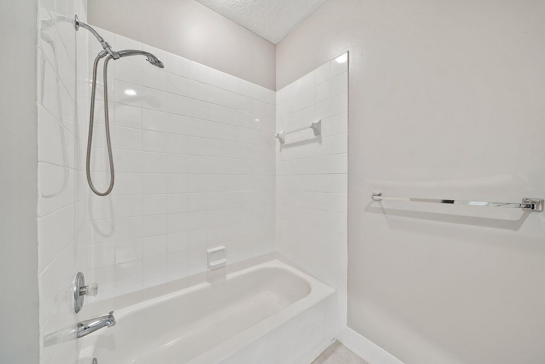 En Renta: $3,400 (3 camas, 2 baños, 1623 Pies cuadrados)