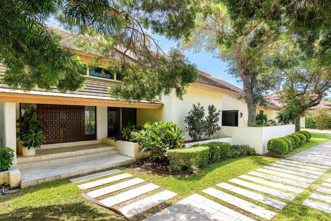 На продажу: $3,700,000 (4 спален, 5 ванн, 5011 Квадратных фут)