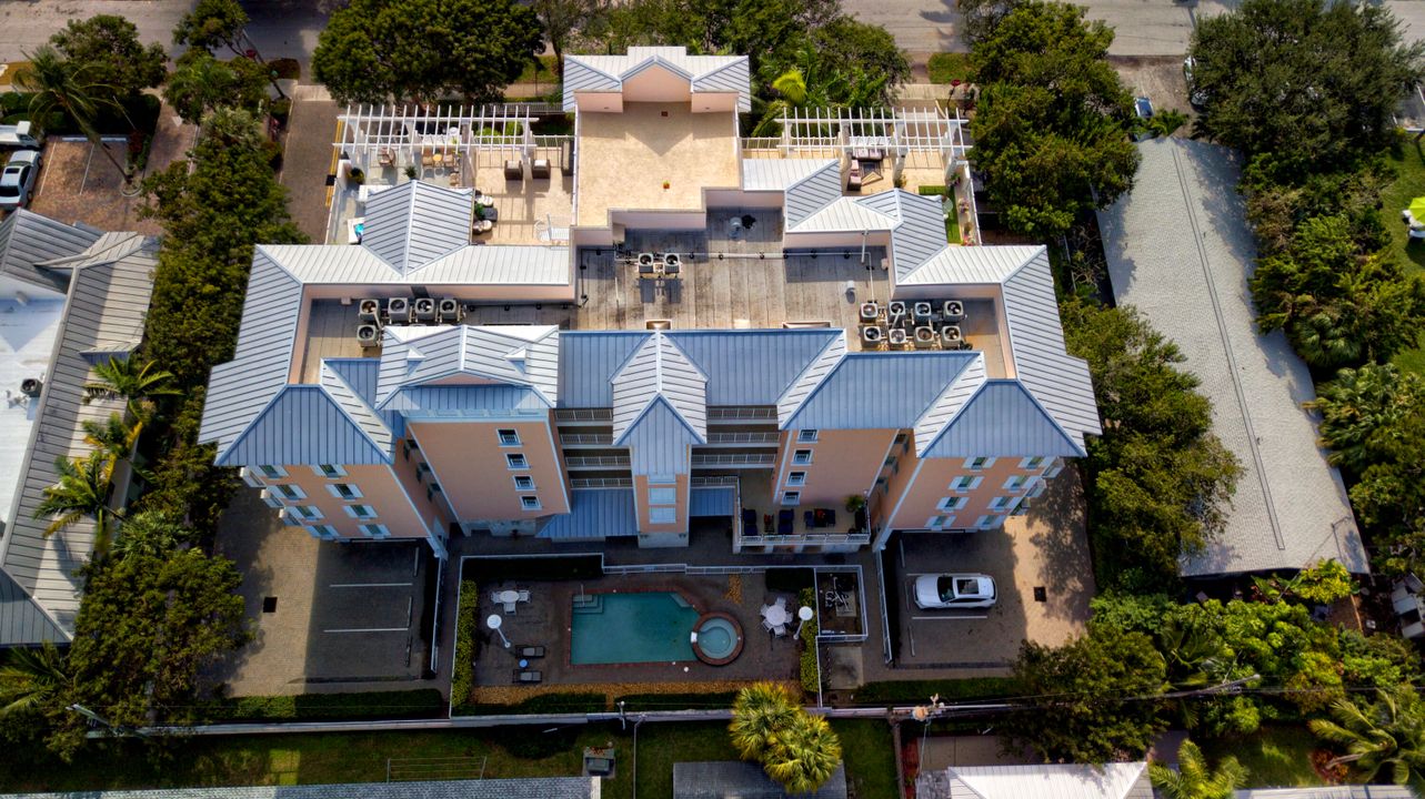 На продажу: $595,000 (2 спален, 2 ванн, 1109 Квадратных фут)