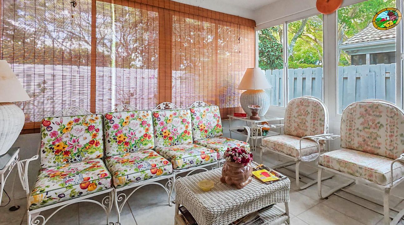 For Sale: $730,000 (5 beds, 3 baths, 3319 Square Feet)