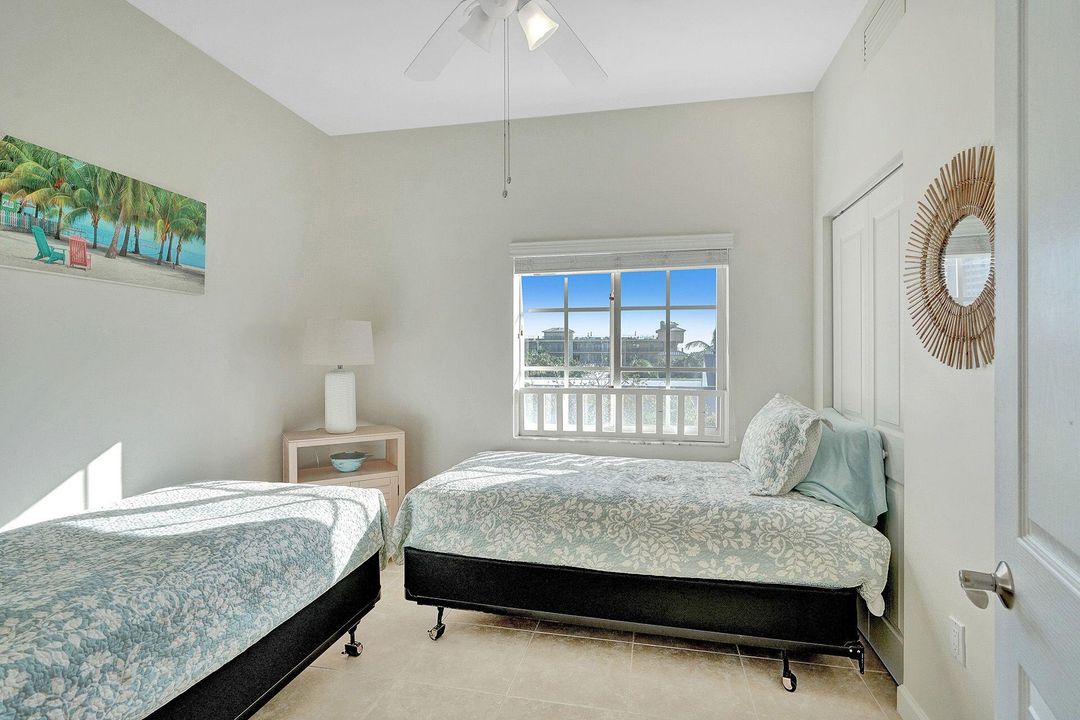 На продажу: $595,000 (2 спален, 2 ванн, 1109 Квадратных фут)