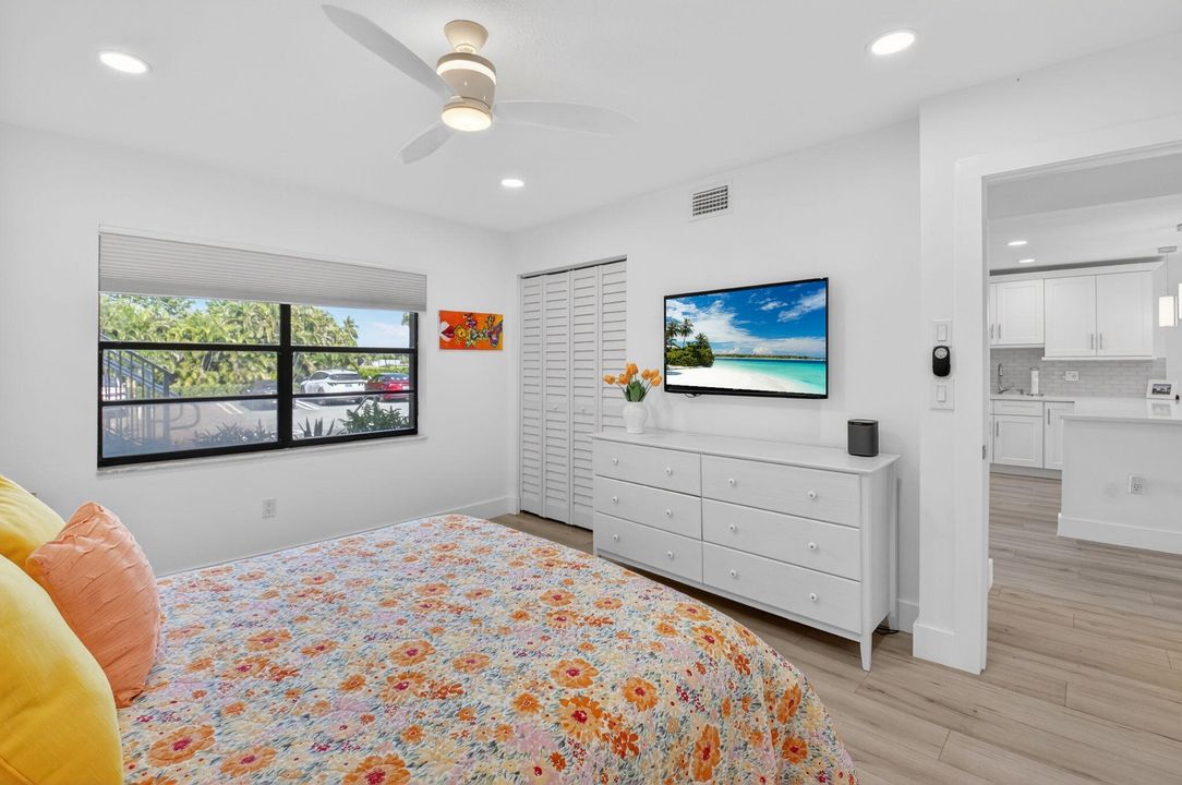 На продажу: $169,999 (2 спален, 2 ванн, 1521 Квадратных фут)