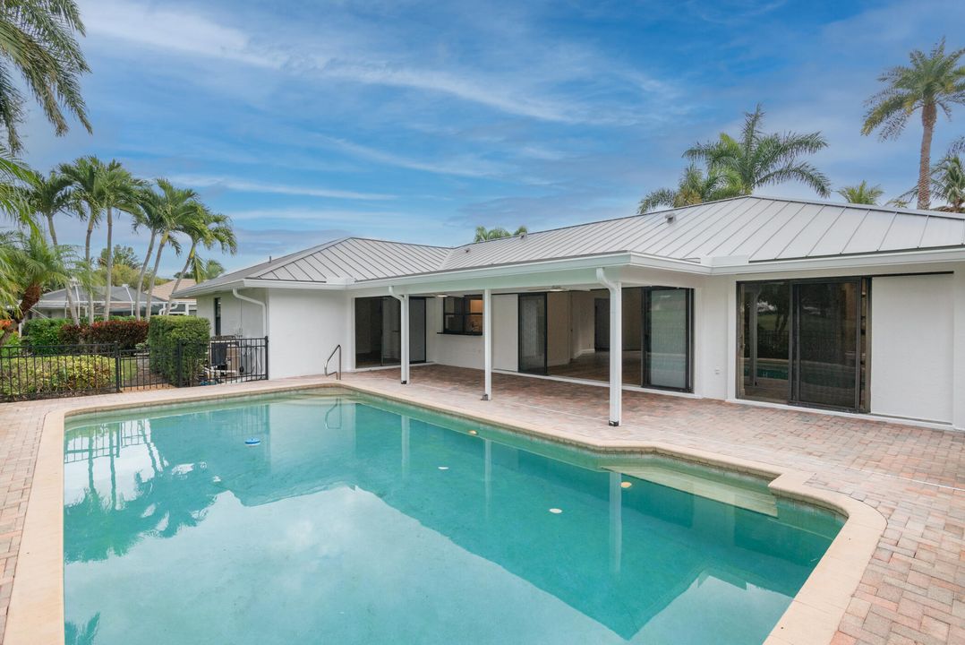 待售: $790,000 (3 贝兹, 2 浴室, 2247 平方英尺)