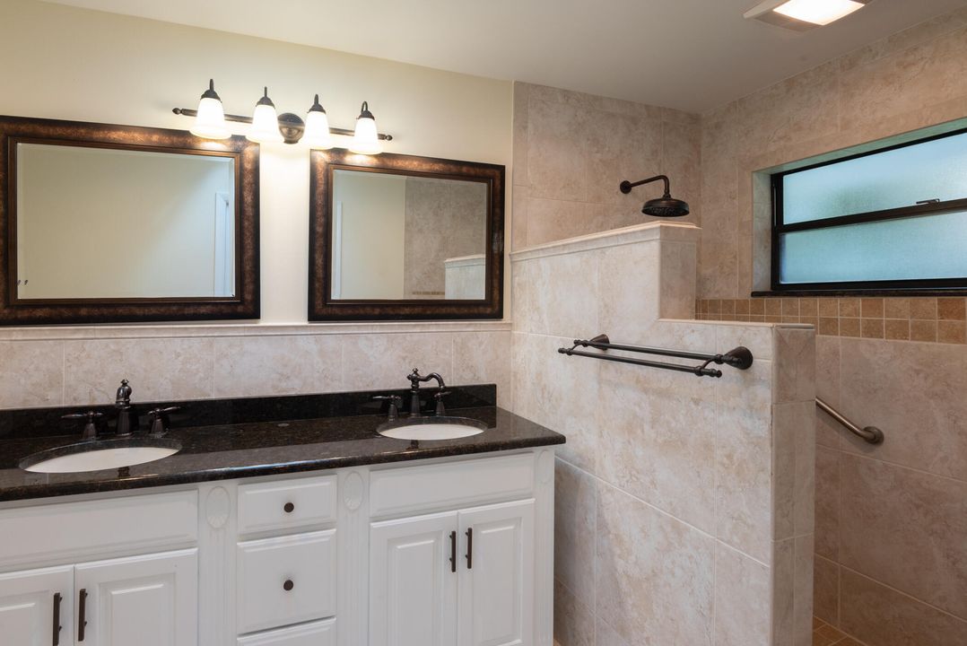 待售: $790,000 (3 贝兹, 2 浴室, 2247 平方英尺)