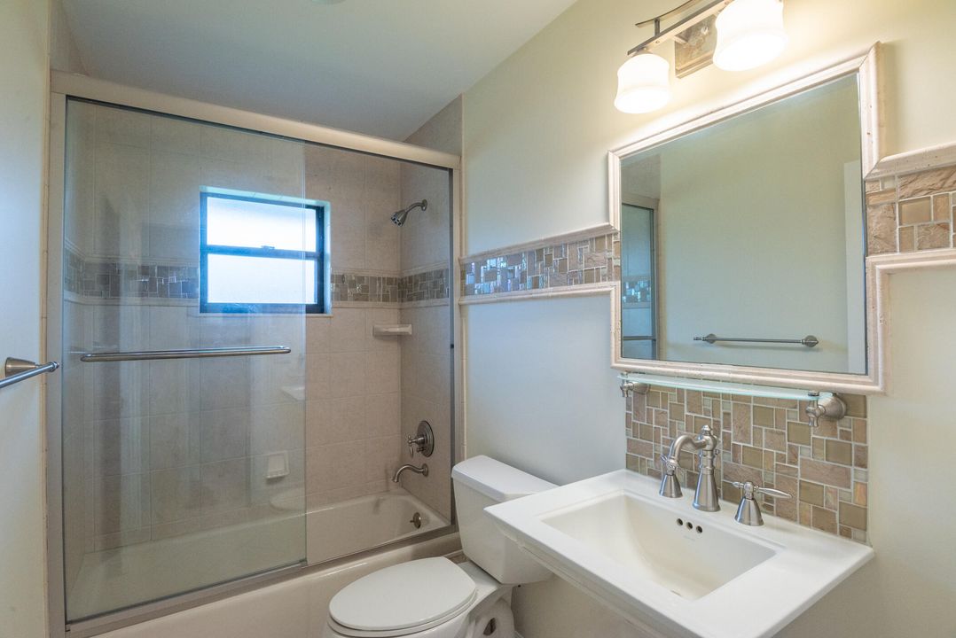 待售: $790,000 (3 贝兹, 2 浴室, 2247 平方英尺)