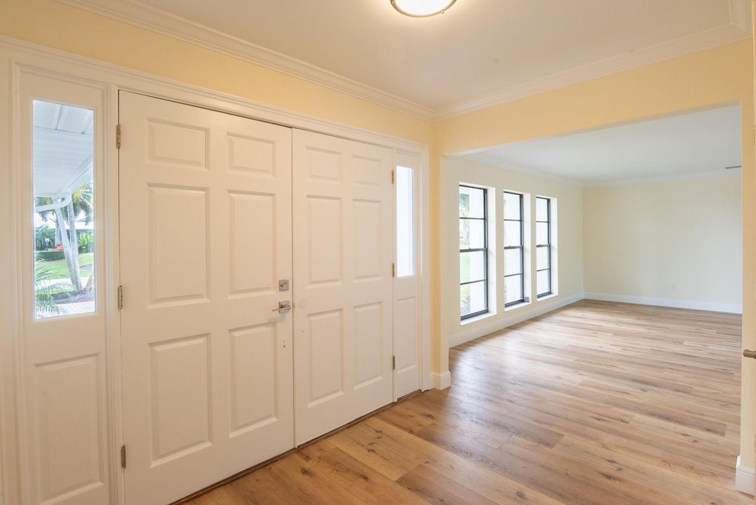 待售: $790,000 (3 贝兹, 2 浴室, 2247 平方英尺)