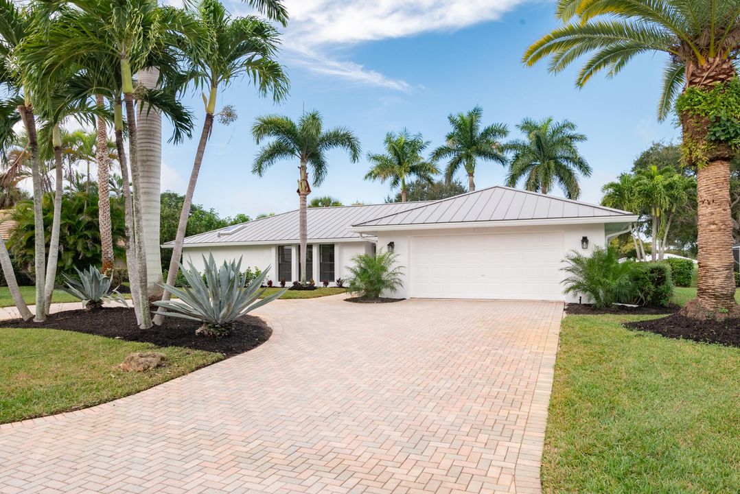 待售: $790,000 (3 贝兹, 2 浴室, 2247 平方英尺)