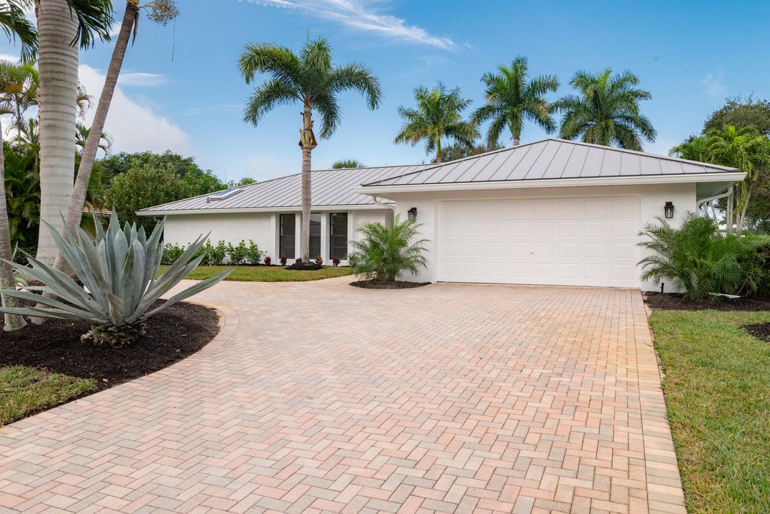 待售: $790,000 (3 贝兹, 2 浴室, 2247 平方英尺)