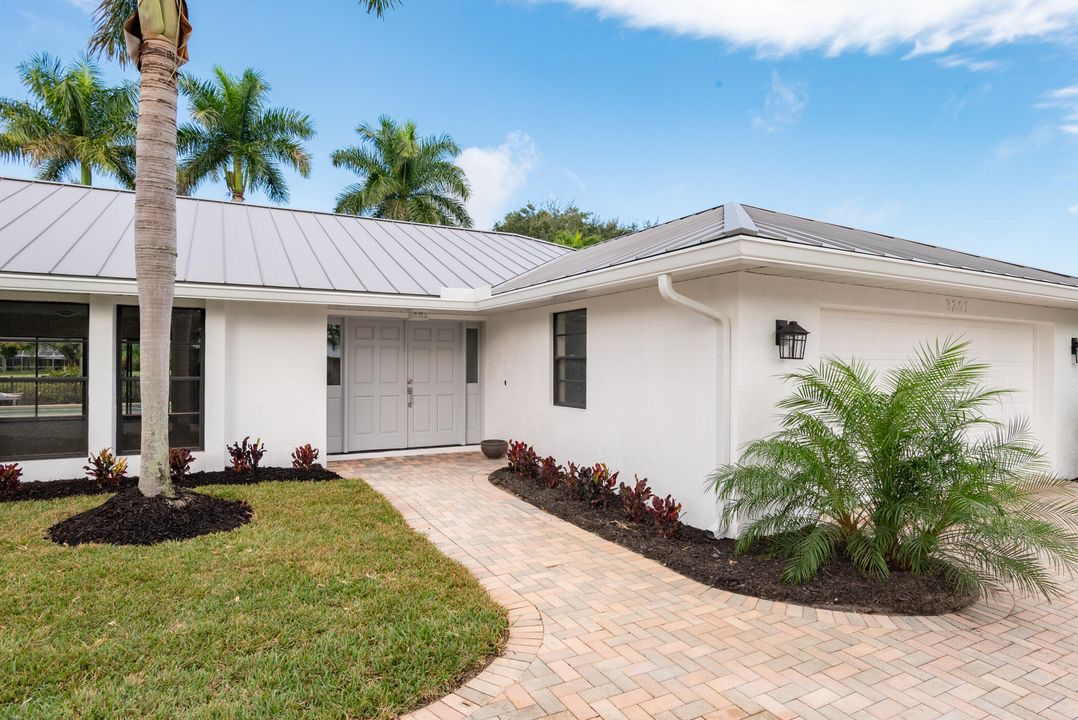 待售: $790,000 (3 贝兹, 2 浴室, 2247 平方英尺)