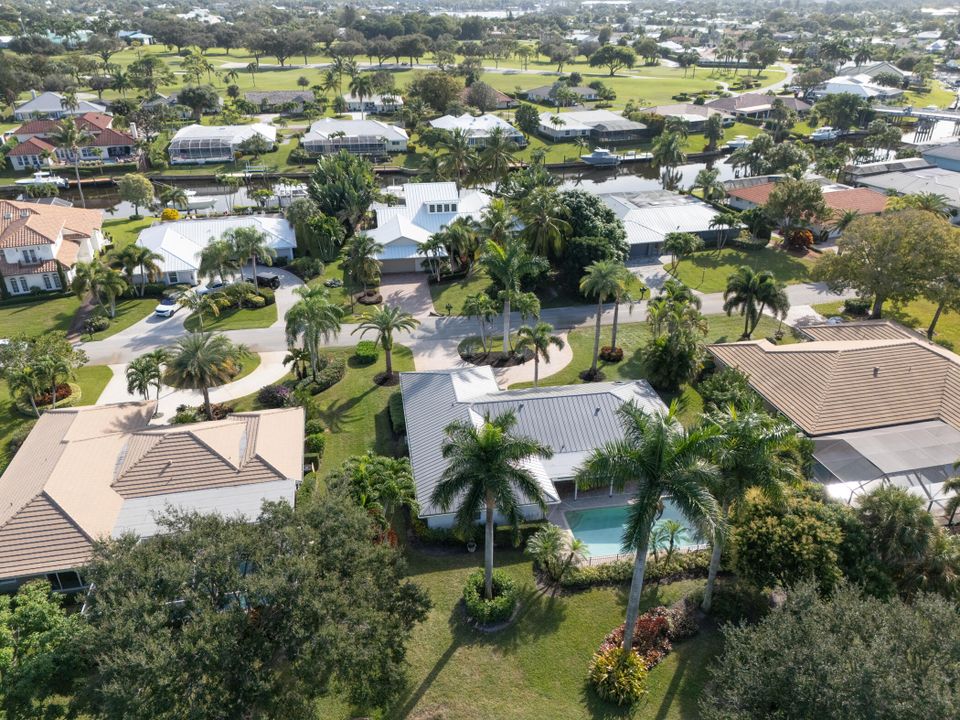 待售: $790,000 (3 贝兹, 2 浴室, 2247 平方英尺)