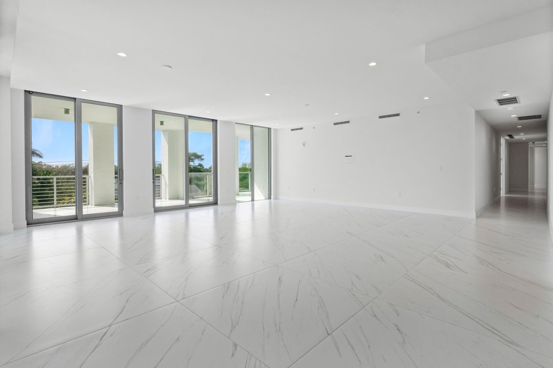 В аренду: $29,500 (4 спален, 4 ванн, 3230 Квадратных фут)