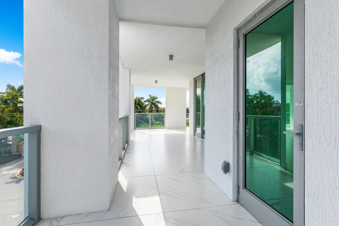 В аренду: $29,500 (4 спален, 4 ванн, 3230 Квадратных фут)