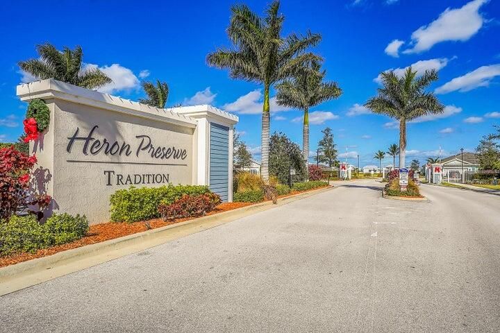 For Rent: $3,100 (3 beds, 2 baths, 1808 Square Feet)