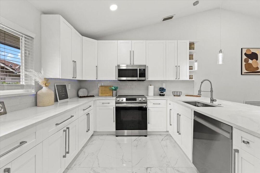 En Renta: $5,200 (3 camas, 2 baños, 1968 Pies cuadrados)