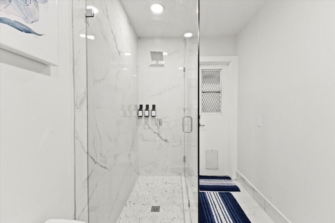 En Renta: $5,200 (3 camas, 2 baños, 1968 Pies cuadrados)