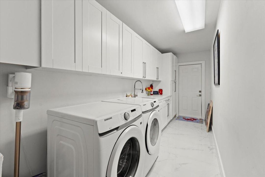 En Renta: $5,200 (3 camas, 2 baños, 1968 Pies cuadrados)