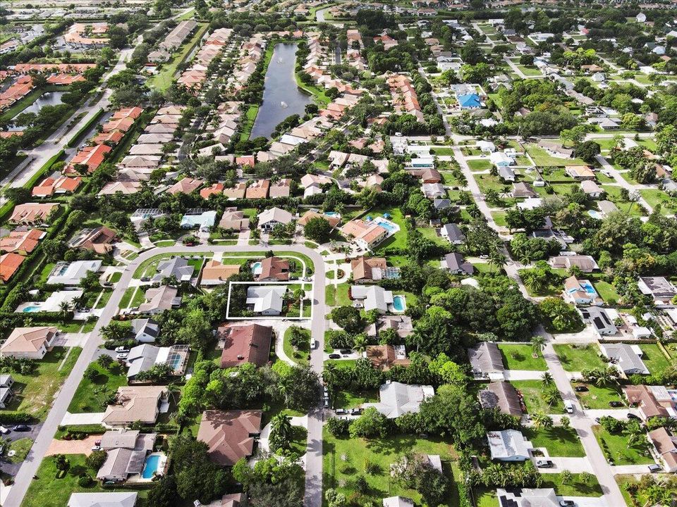 En Renta: $5,200 (3 camas, 2 baños, 1968 Pies cuadrados)