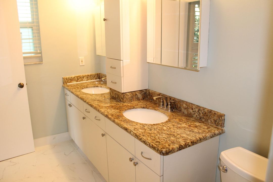 For Rent: $2,699 (2 beds, 2 baths, 1433 Square Feet)