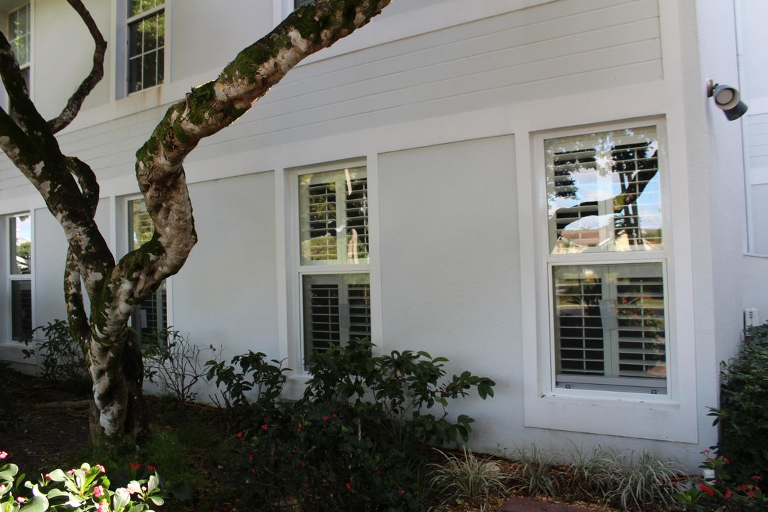 For Rent: $2,699 (2 beds, 2 baths, 1433 Square Feet)