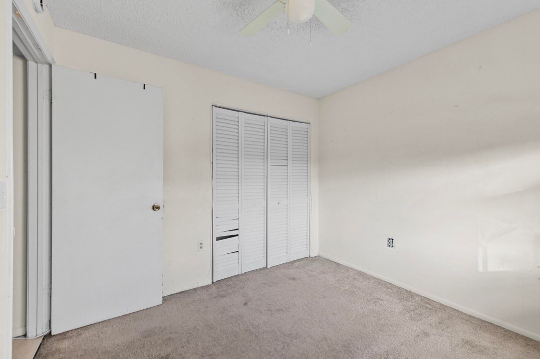 待售: $255,500 (2 贝兹, 2 浴室, 787 平方英尺)