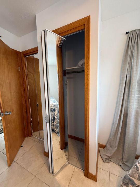 Activo con contrato: $2,150 (3 camas, 2 baños, 1360 Pies cuadrados)