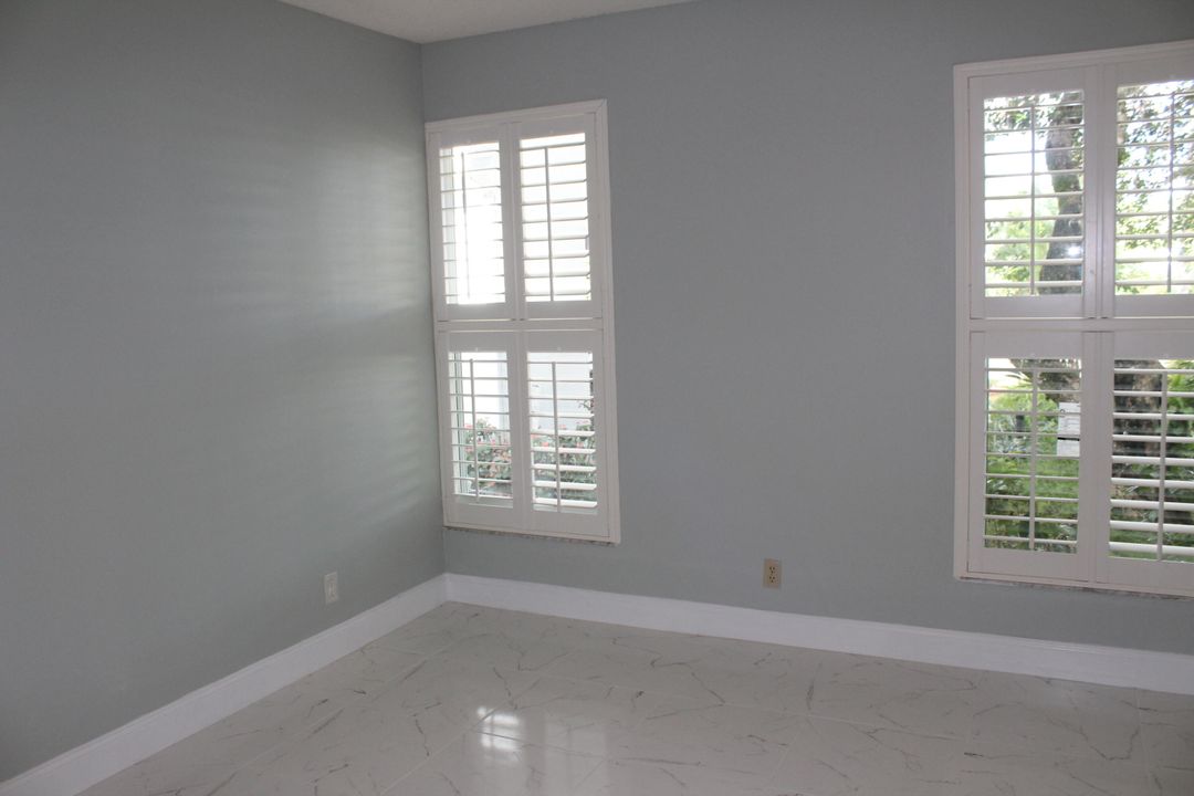 For Sale: $349,000 (2 beds, 0 baths, 1433 Square Feet)