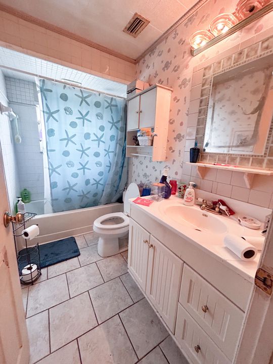 待售: $230,000 (3 贝兹, 2 浴室, 1183 平方英尺)