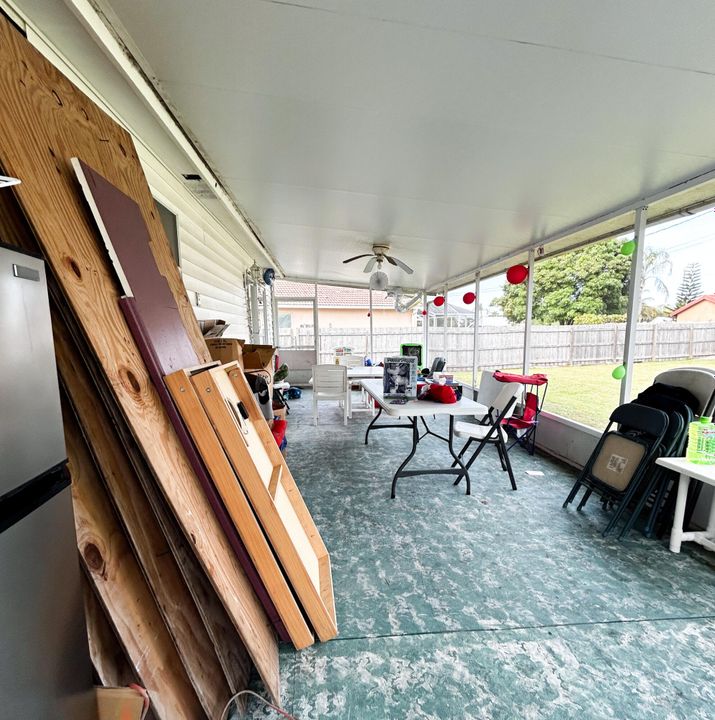 待售: $230,000 (3 贝兹, 2 浴室, 1183 平方英尺)