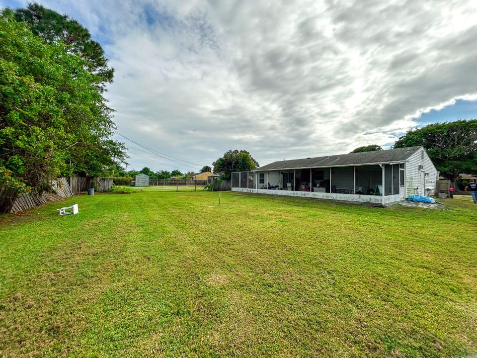 待售: $230,000 (3 贝兹, 2 浴室, 1183 平方英尺)