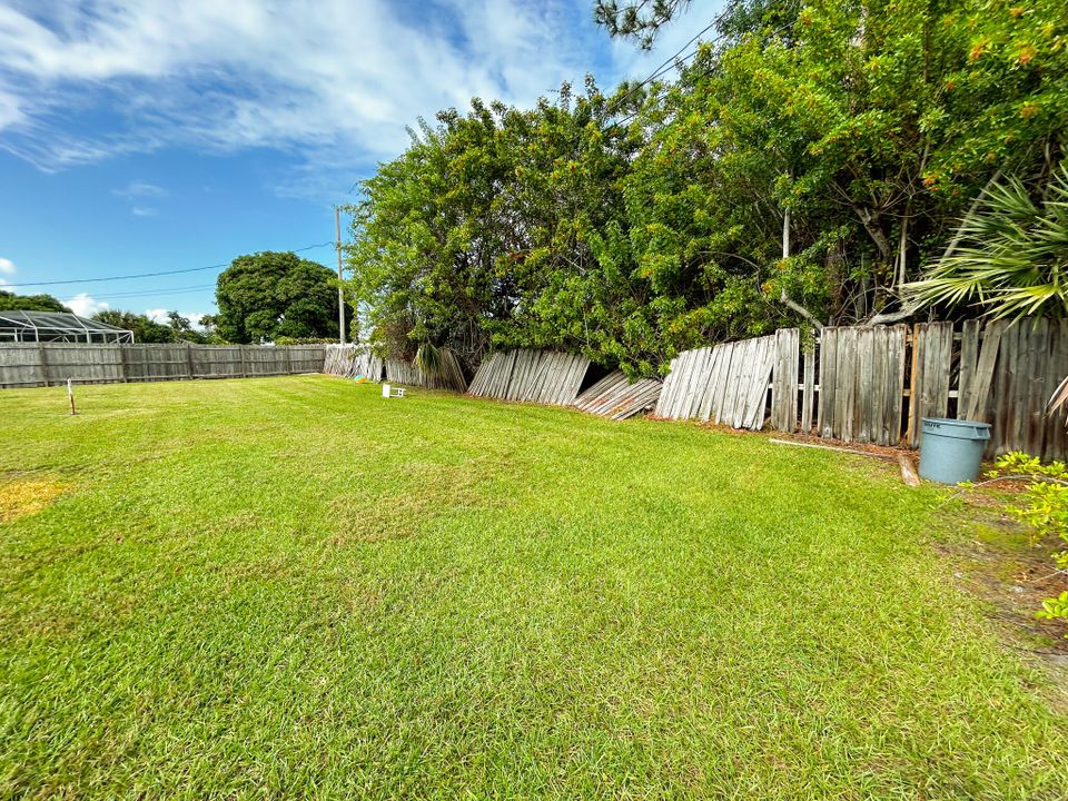 待售: $230,000 (3 贝兹, 2 浴室, 1183 平方英尺)