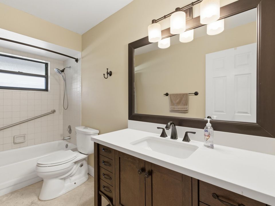 En Venta: $874,900 (5 camas, 3 baños, 2975 Pies cuadrados)