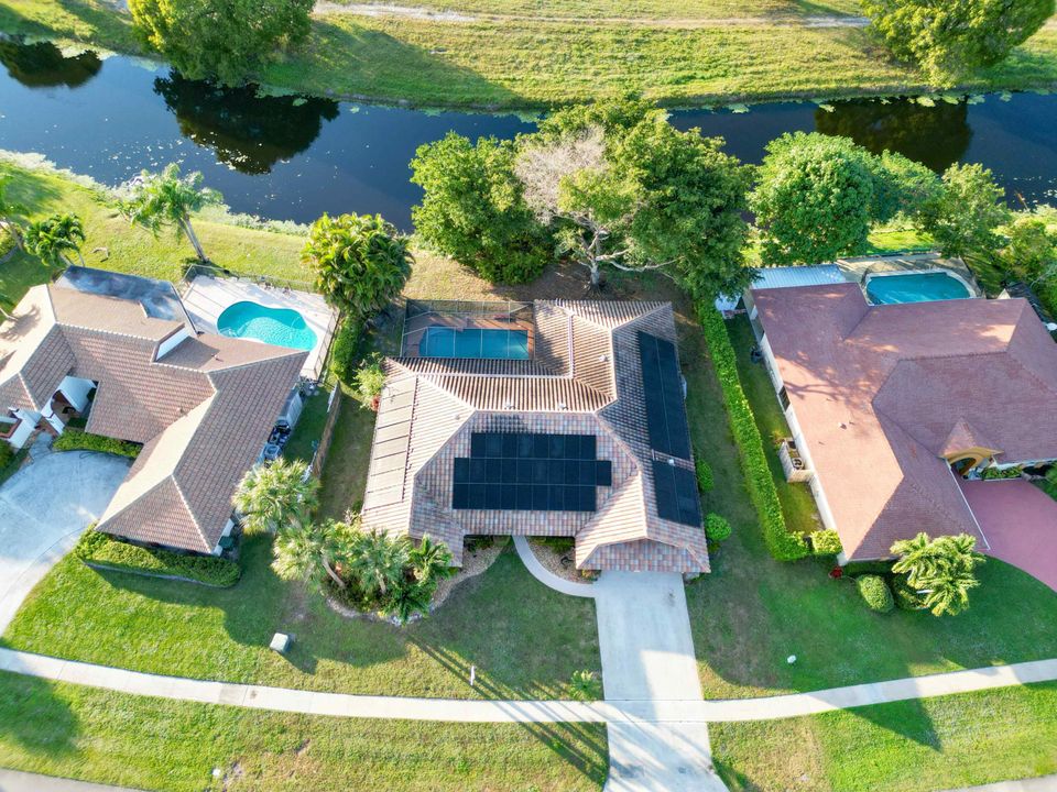 En Venta: $874,900 (5 camas, 3 baños, 2975 Pies cuadrados)