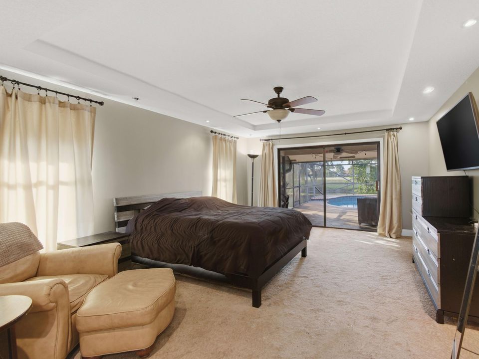 En Venta: $874,900 (5 camas, 3 baños, 2975 Pies cuadrados)