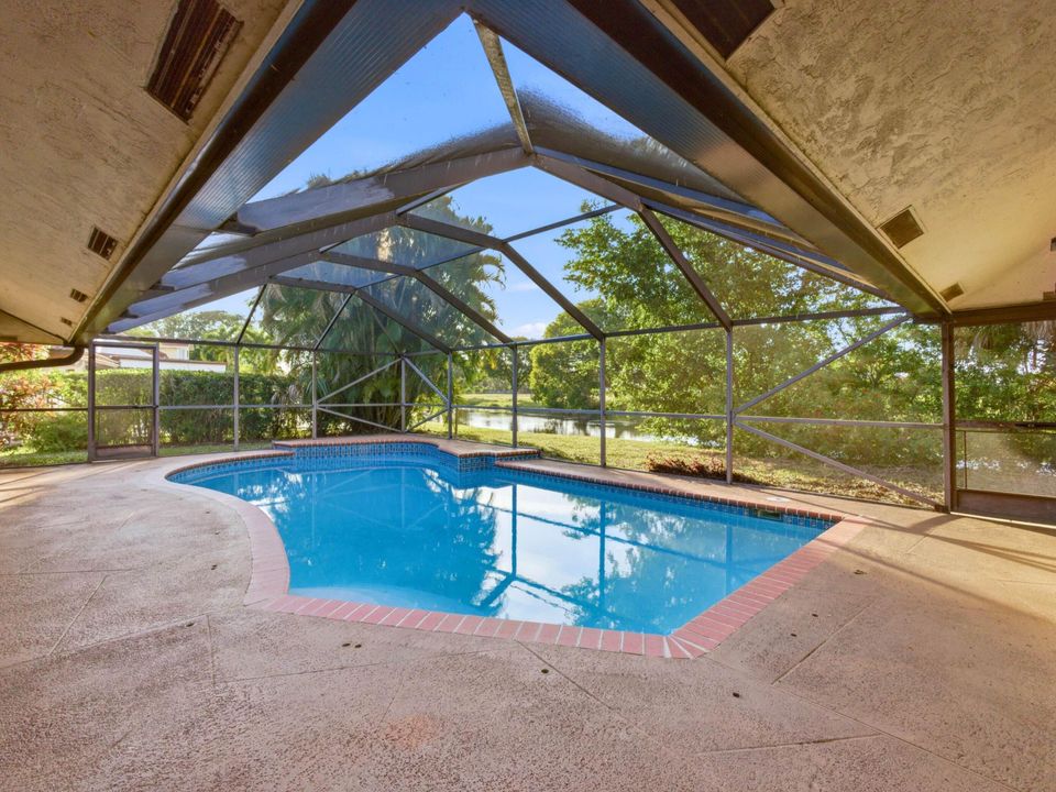 En Venta: $874,900 (5 camas, 3 baños, 2975 Pies cuadrados)