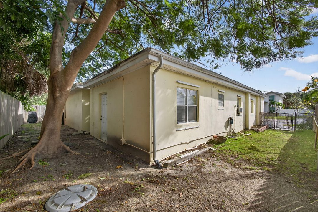 待售: $549,900 (3 贝兹, 2 浴室, 1324 平方英尺)