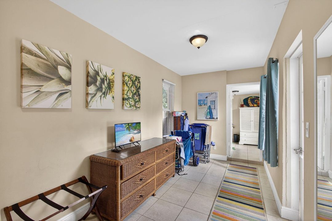 待售: $549,900 (3 贝兹, 2 浴室, 1324 平方英尺)