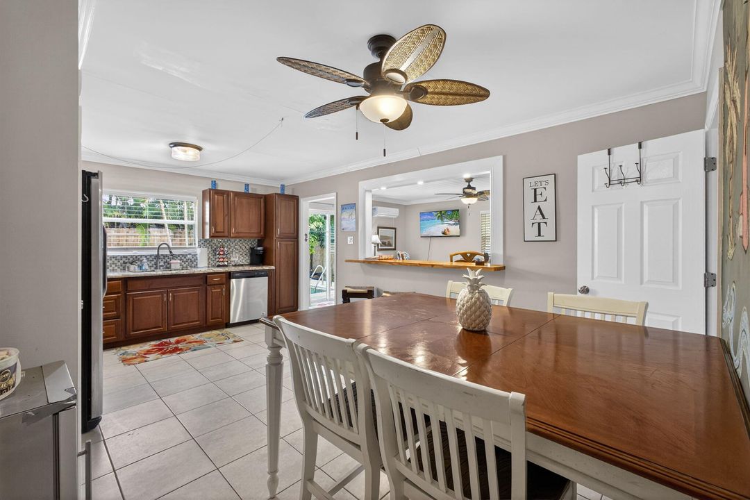 待售: $549,900 (3 贝兹, 2 浴室, 1324 平方英尺)