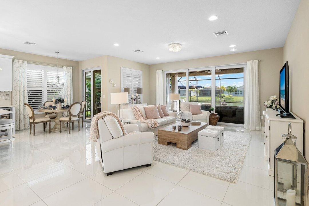 For Sale: $949,100 (4 beds, 3 baths, 2358 Square Feet)