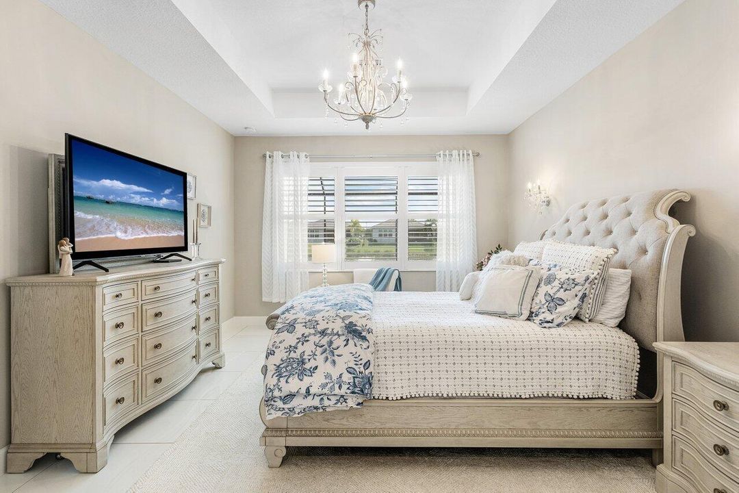 For Sale: $949,100 (4 beds, 3 baths, 2358 Square Feet)