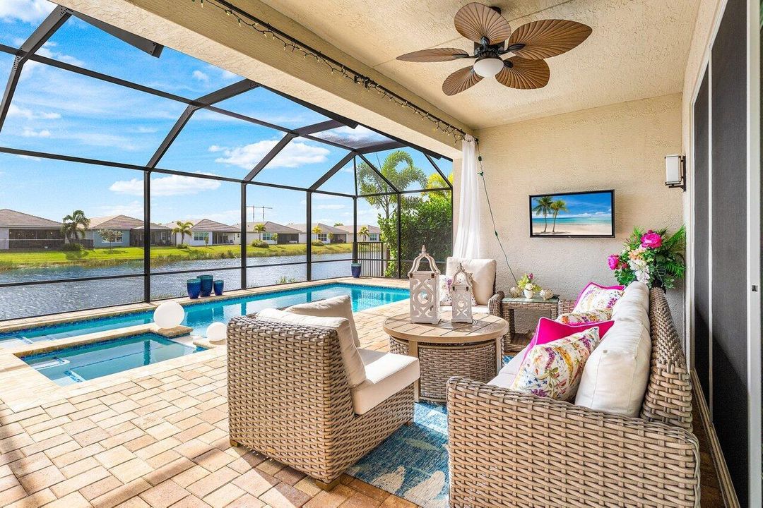 For Sale: $949,100 (4 beds, 3 baths, 2358 Square Feet)