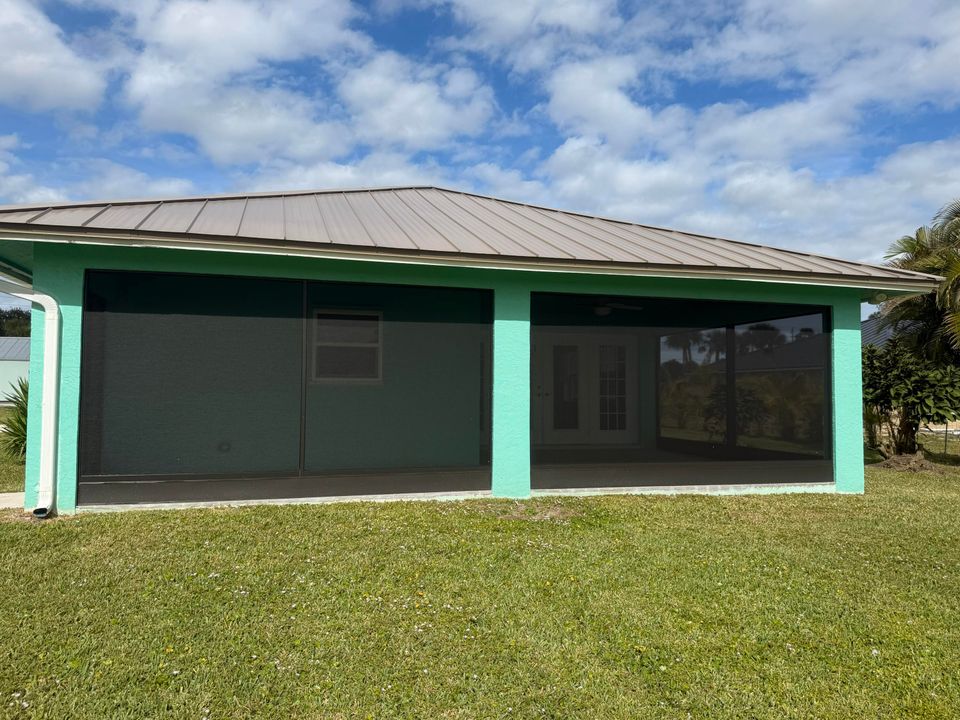 For Rent: $2,500 (6 beds, 4 baths, 3126 Square Feet)