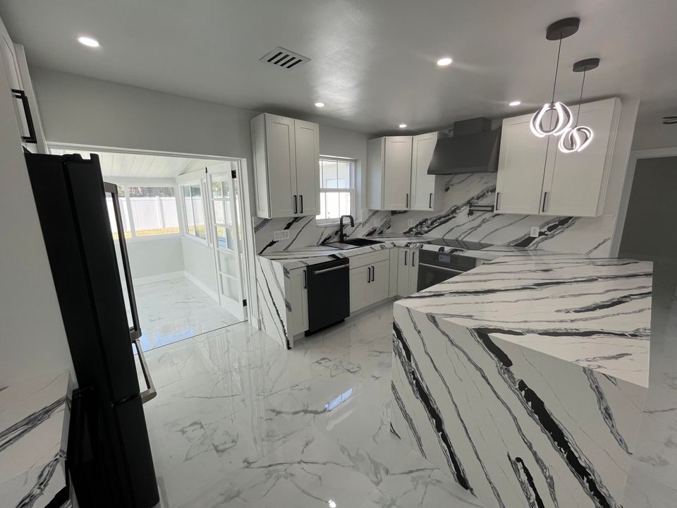 En Renta: $4,950 (2 camas, 2 baños, 1657 Pies cuadrados)