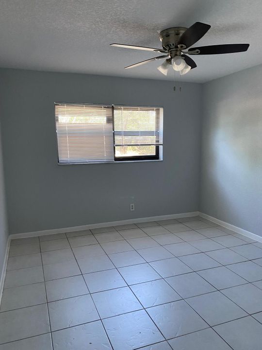 For Rent: $2,595 (2 beds, 2 baths, 1017 Square Feet)