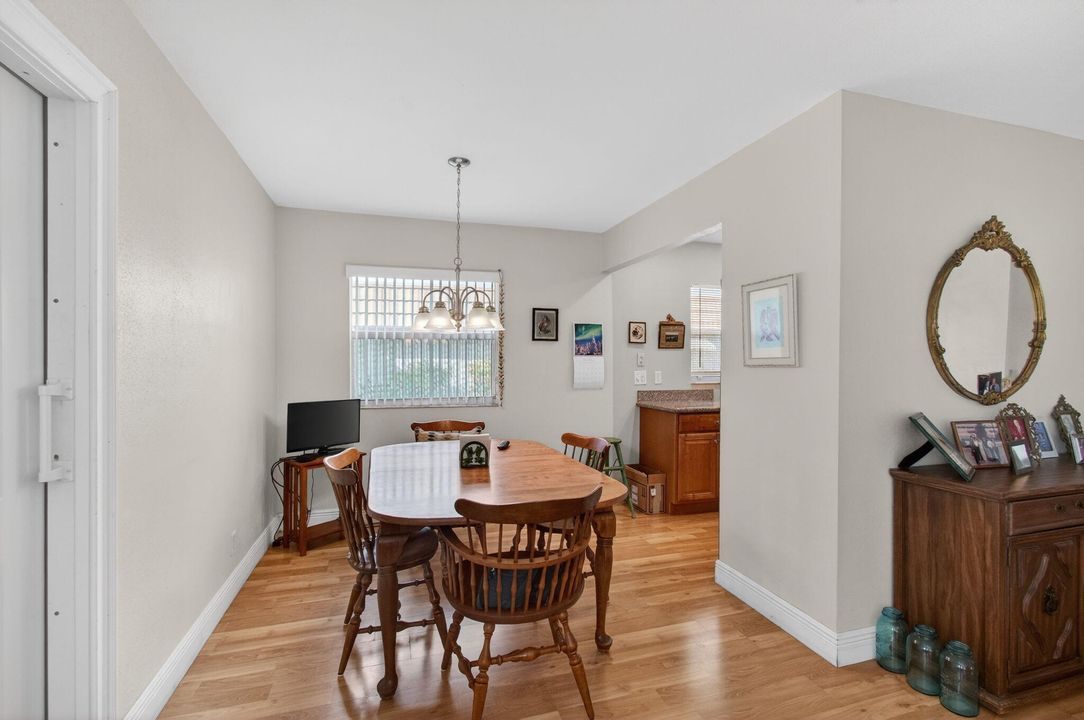 For Sale: $89,000 (2 beds, 2 baths, 880 Square Feet)