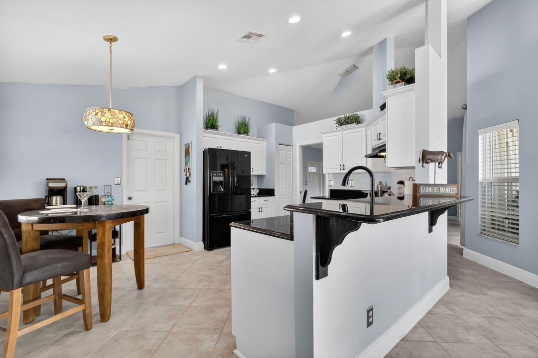 For Sale: $589,000 (3 beds, 2 baths, 1681 Square Feet)