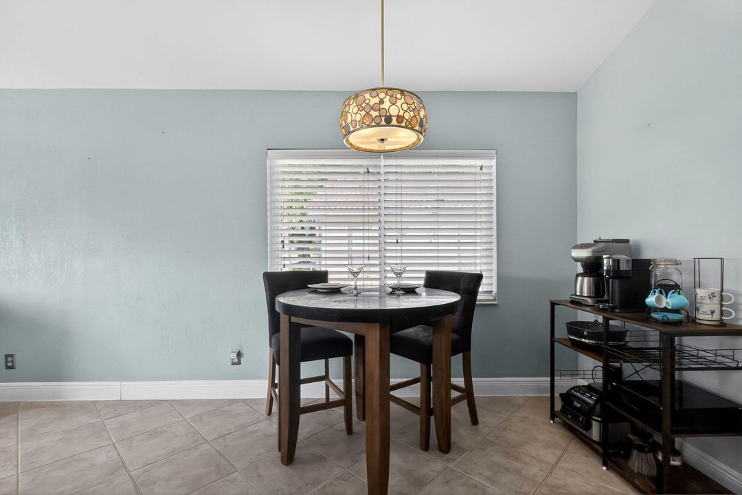 For Sale: $589,000 (3 beds, 2 baths, 1681 Square Feet)