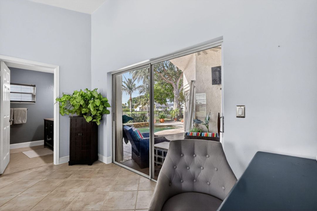 For Sale: $589,000 (3 beds, 2 baths, 1681 Square Feet)