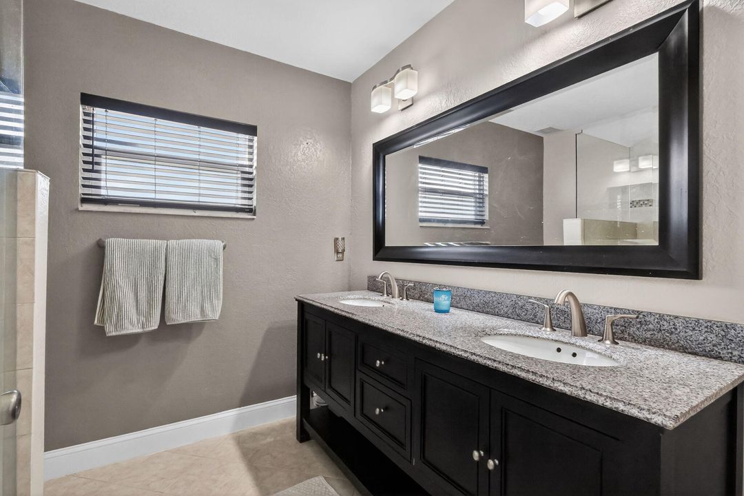 For Sale: $589,000 (3 beds, 2 baths, 1681 Square Feet)